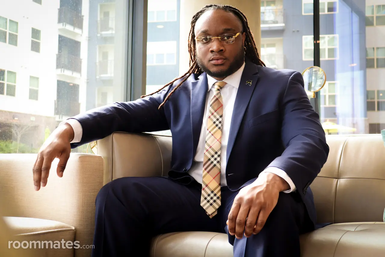 Profile photo 1 of 1