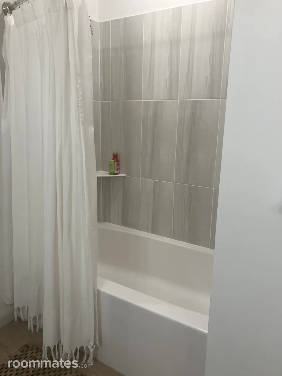 Profile photo 7 of 11