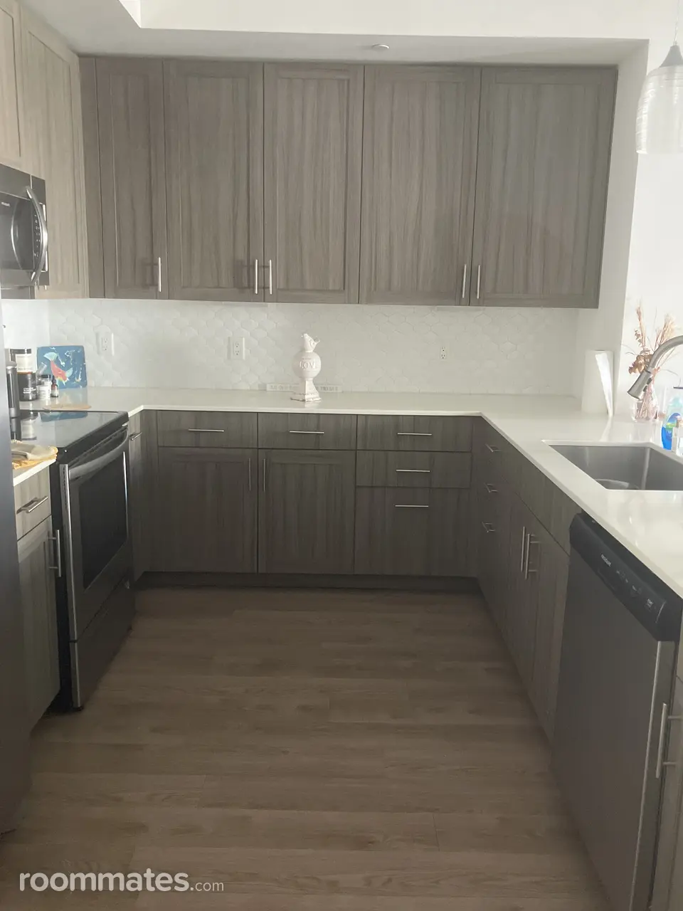 Profile photo 3 of 11