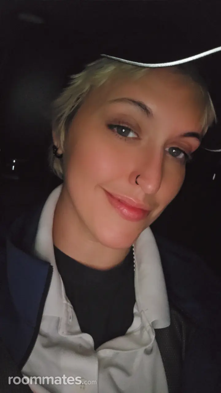 Profile photo 1 of 1