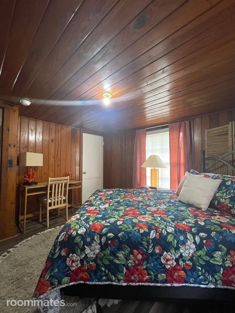 Profile photo 3 of 4