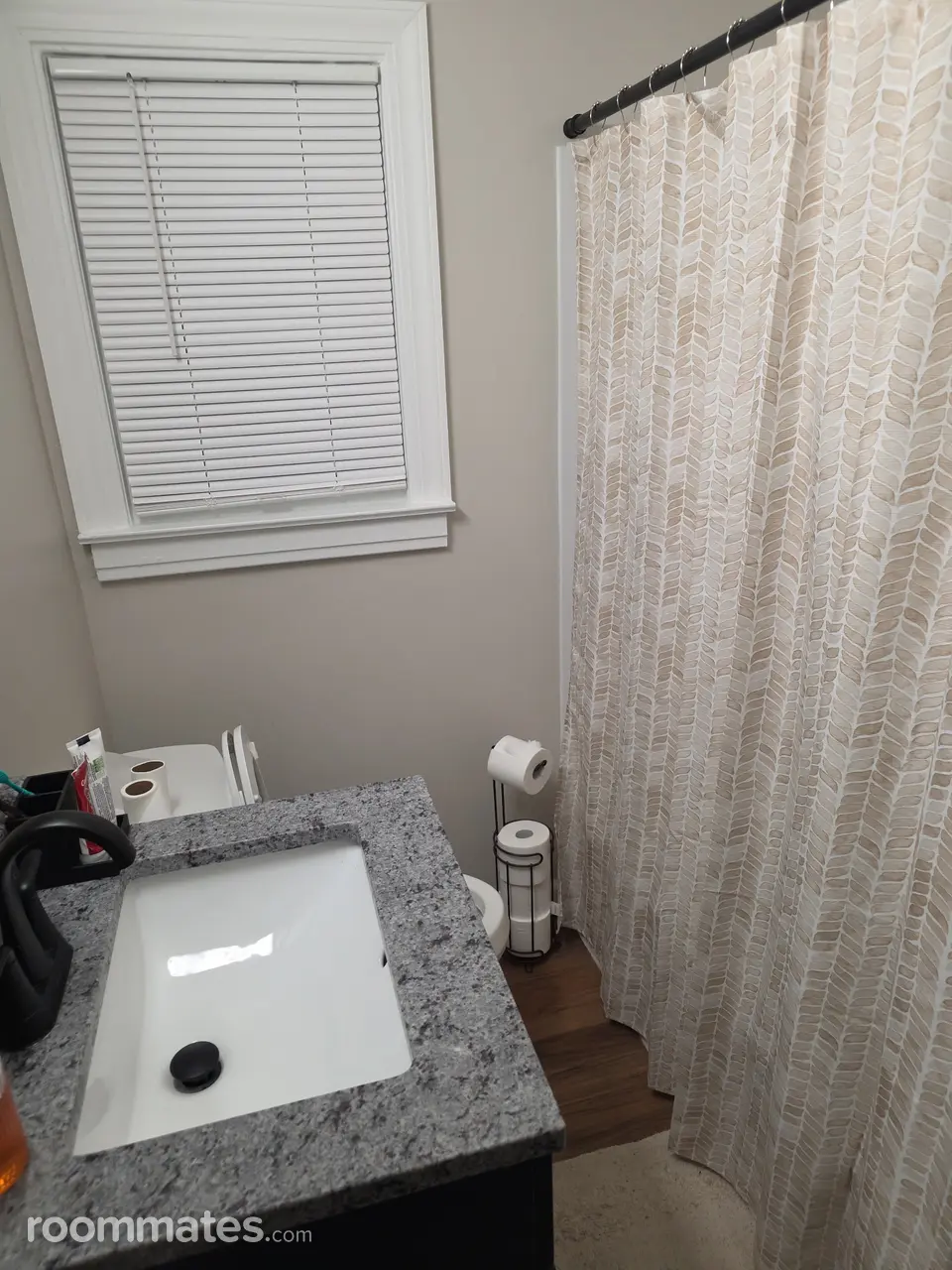 Profile photo 1 of 11