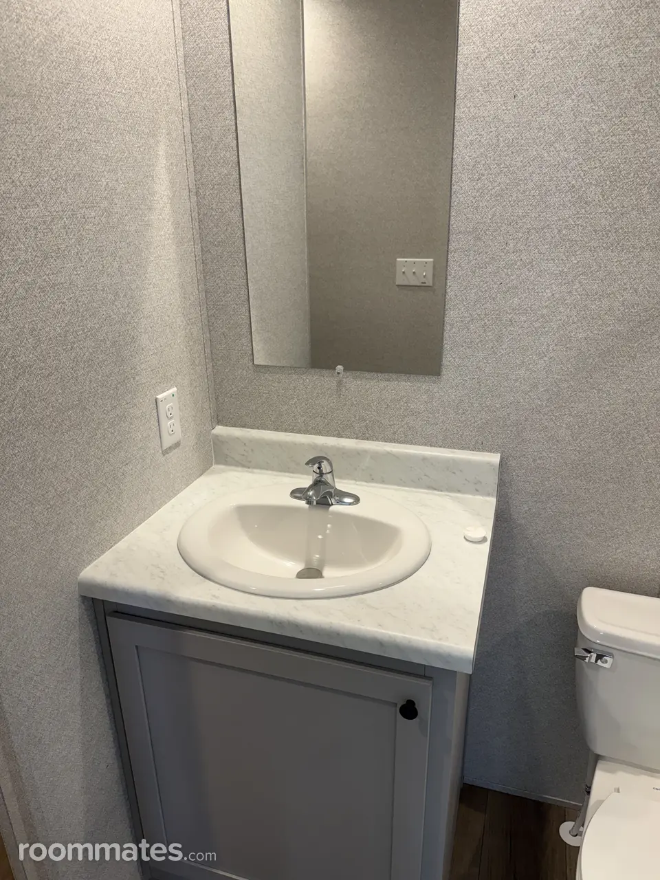 Profile photo 7 of 11