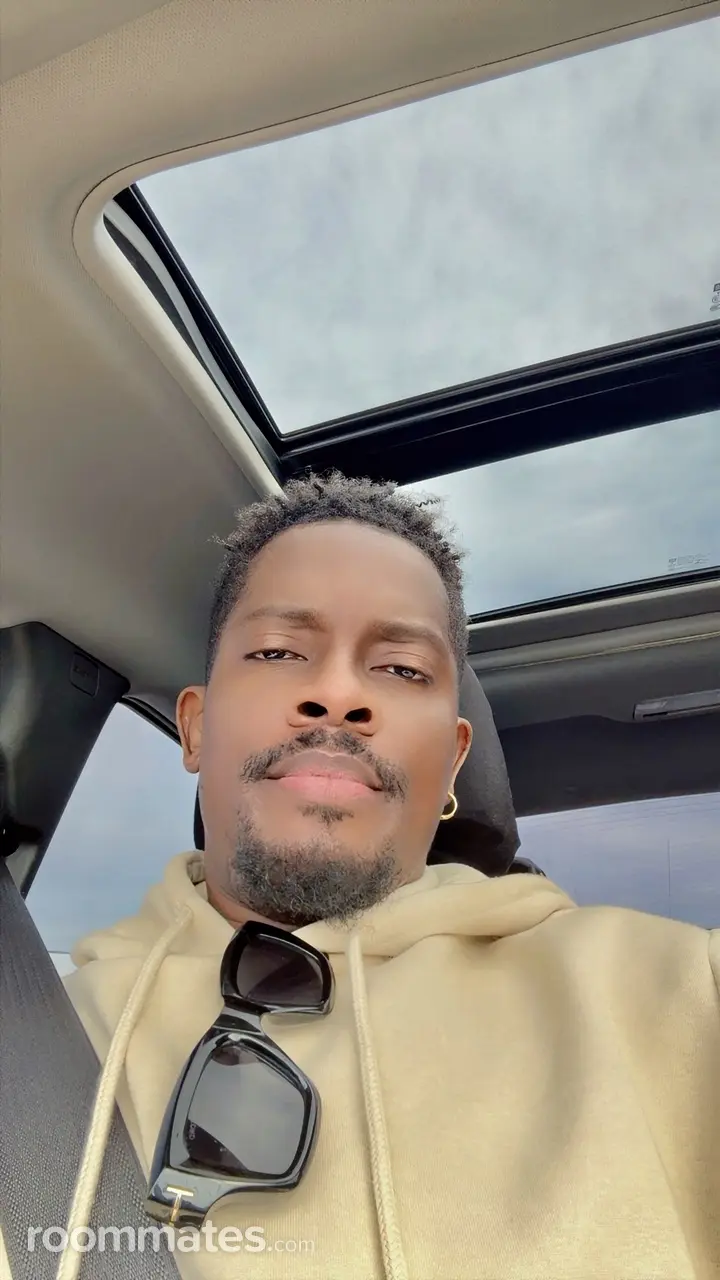 Profile photo 2 of 5