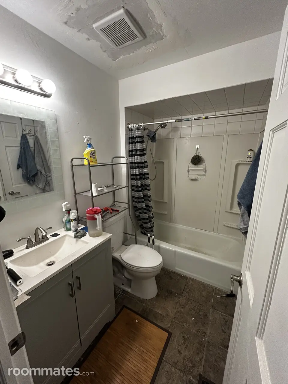 Profile photo 5 of 6