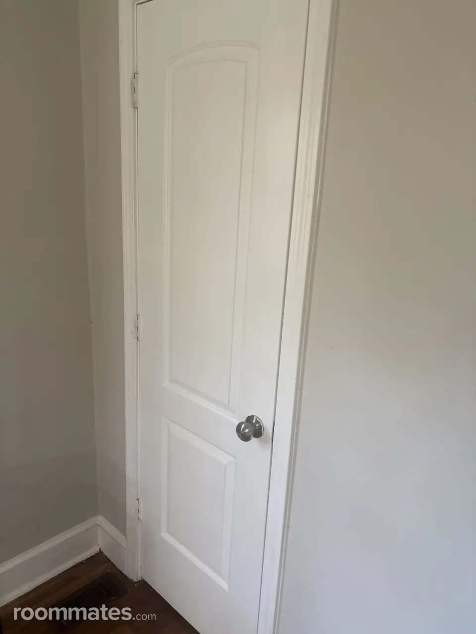 Profile photo 3 of 4