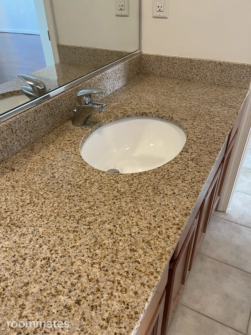 Profile photo 7 of 11