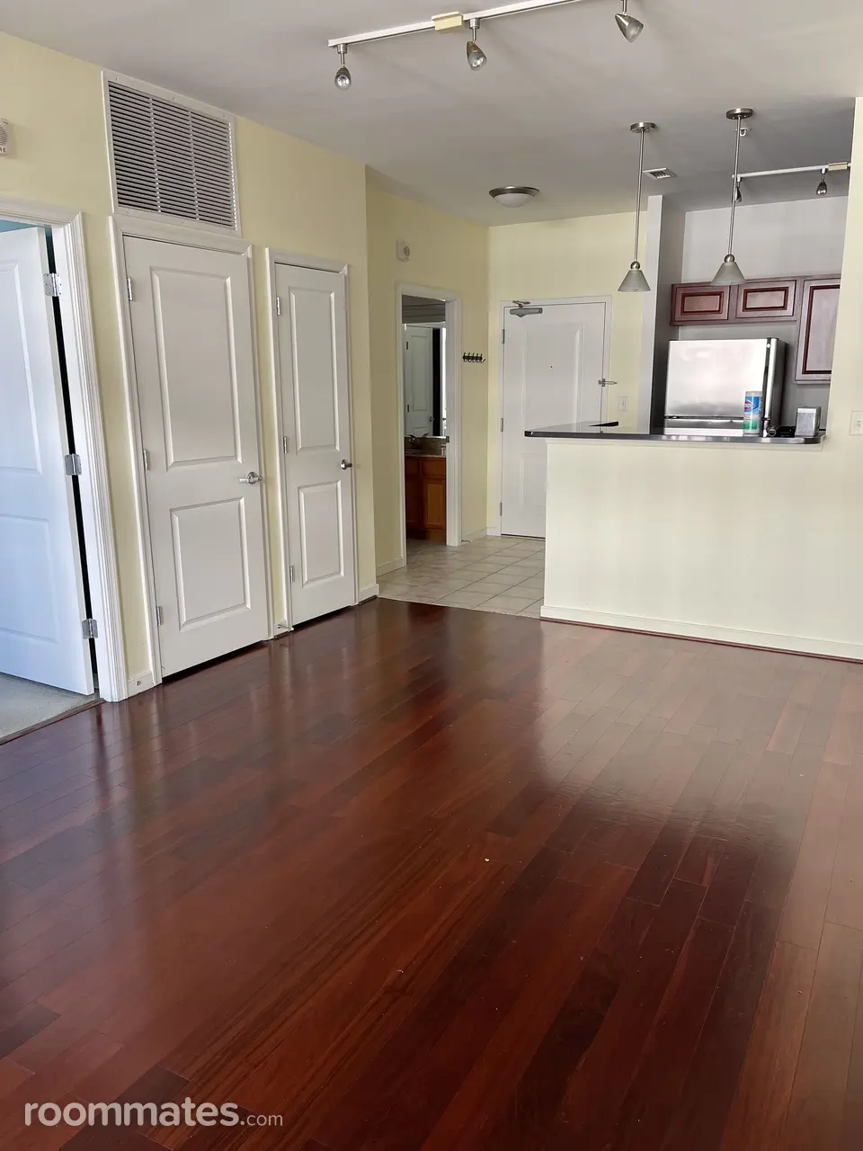 Profile photo 2 of 11