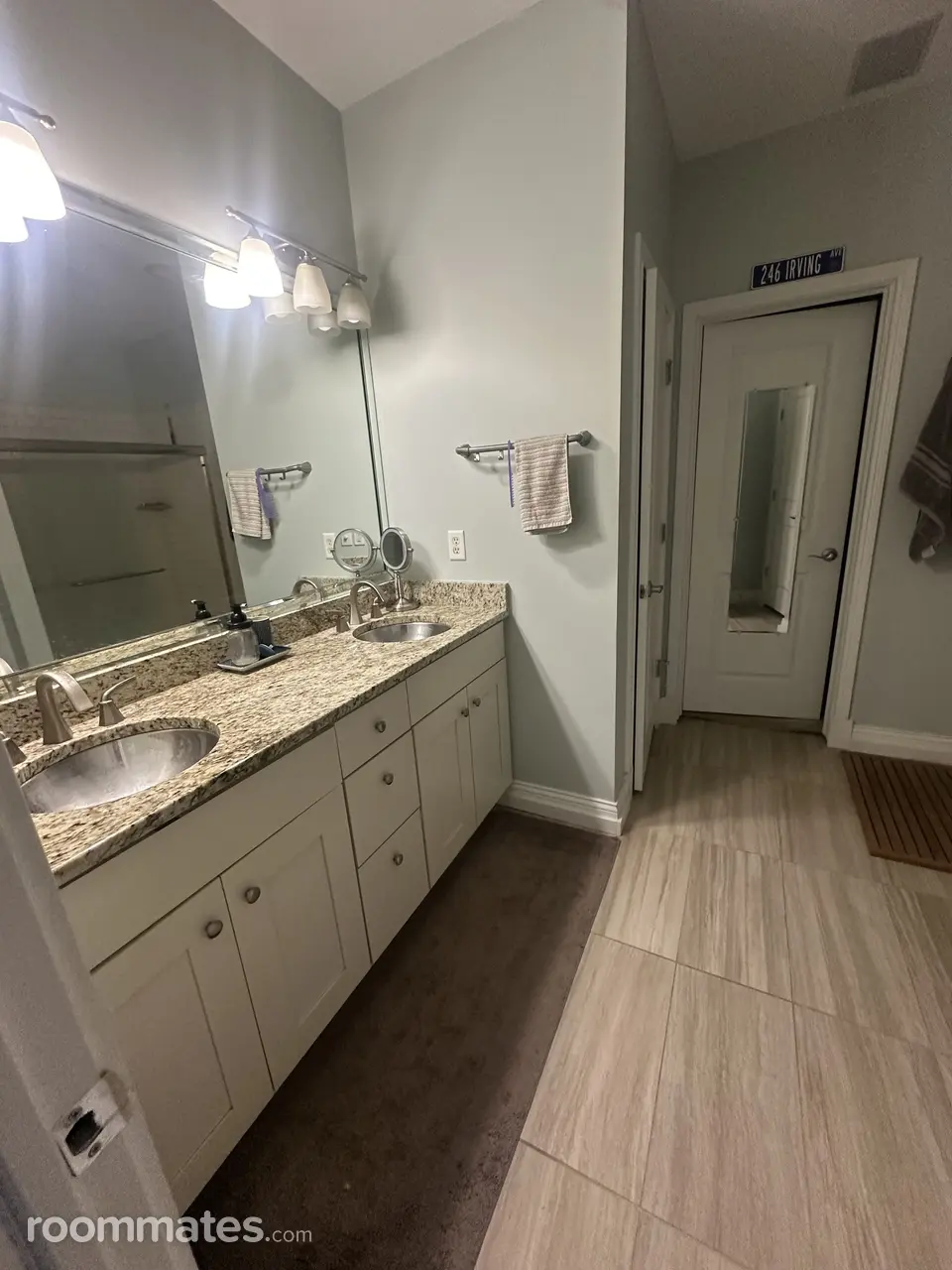 Profile photo 4 of 16