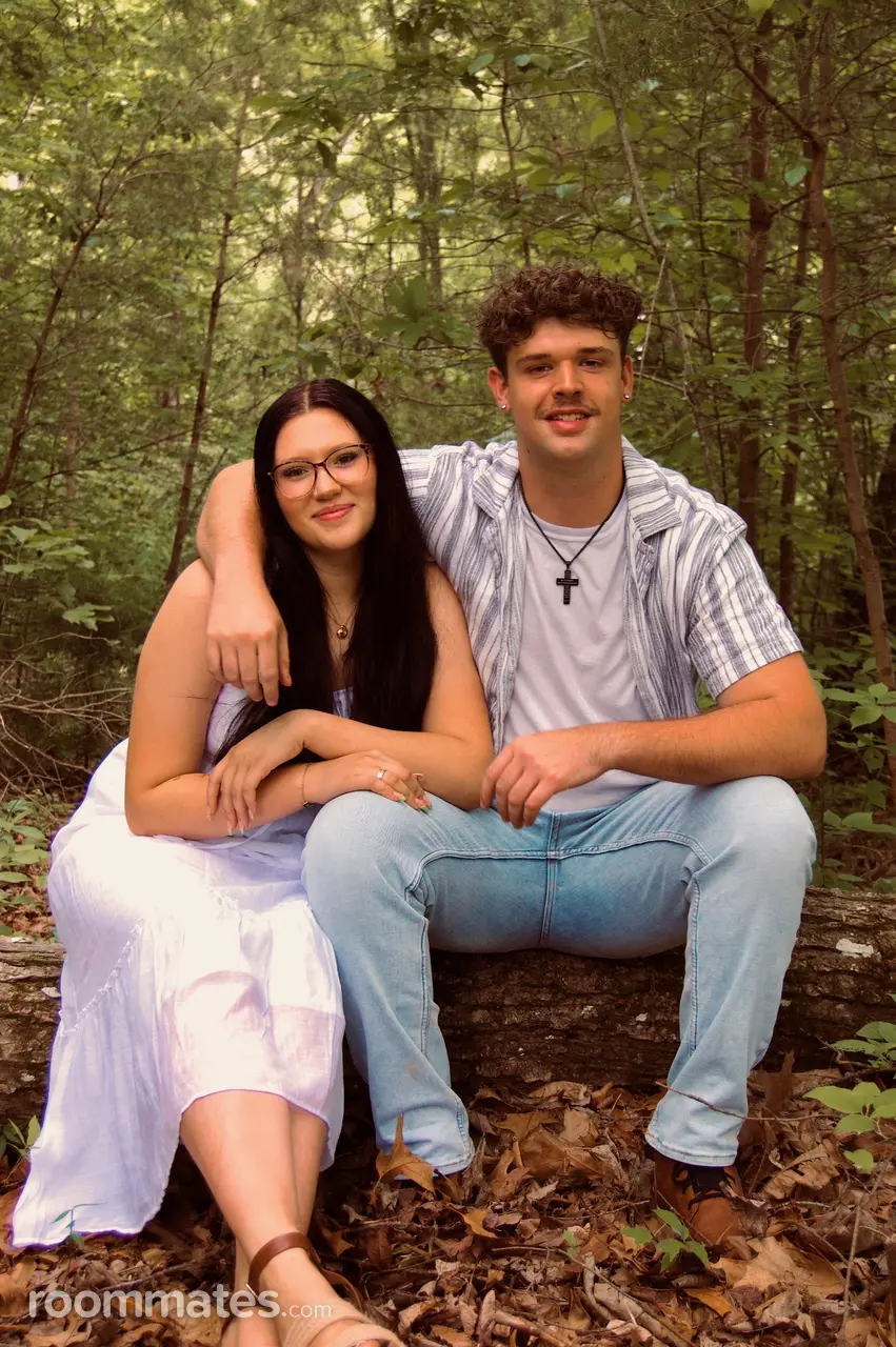 Profile photo 11 of 14