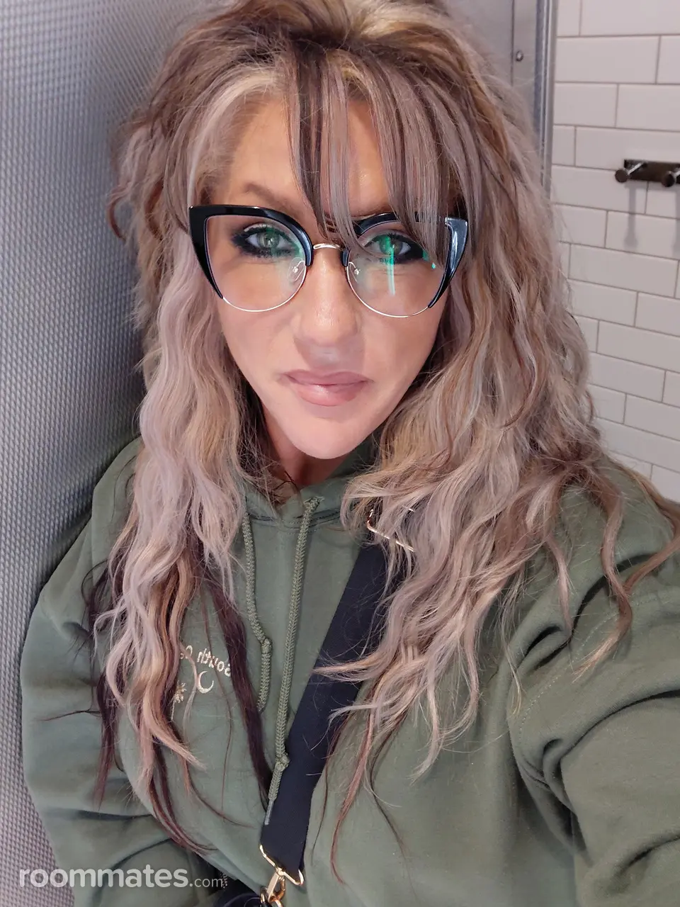 Profile photo 4 of 4