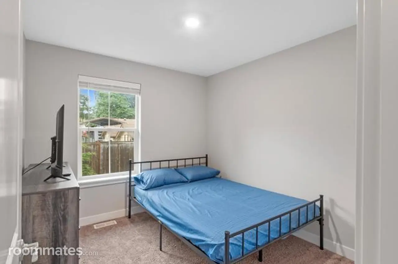 Profile photo 5 of 7