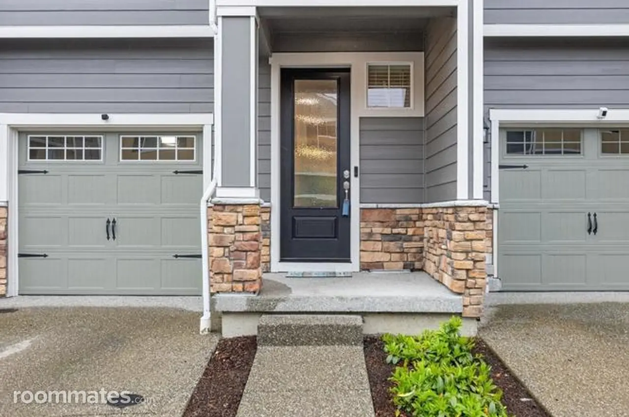 Profile photo 4 of 7