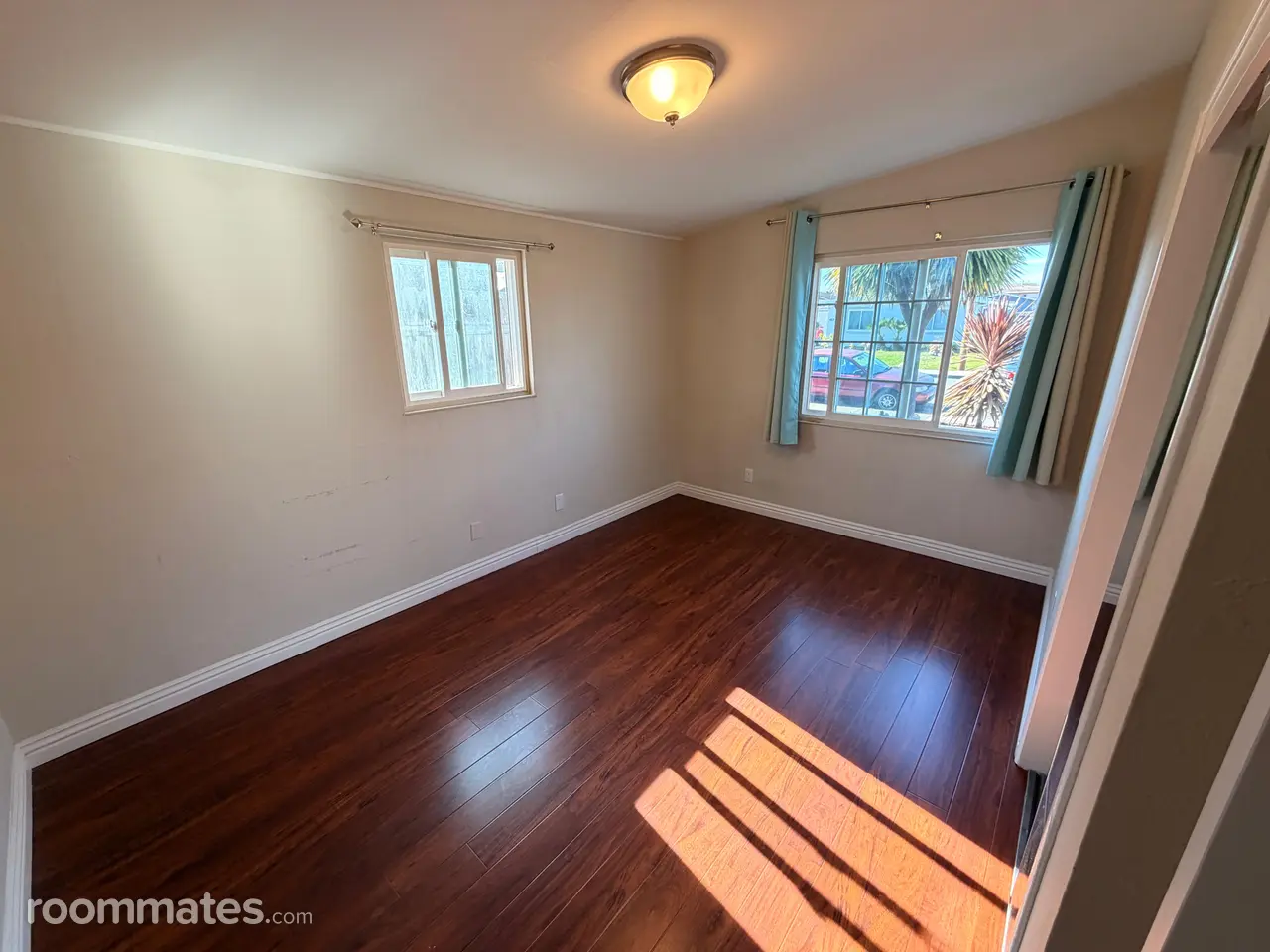 Profile photo 7 of 11