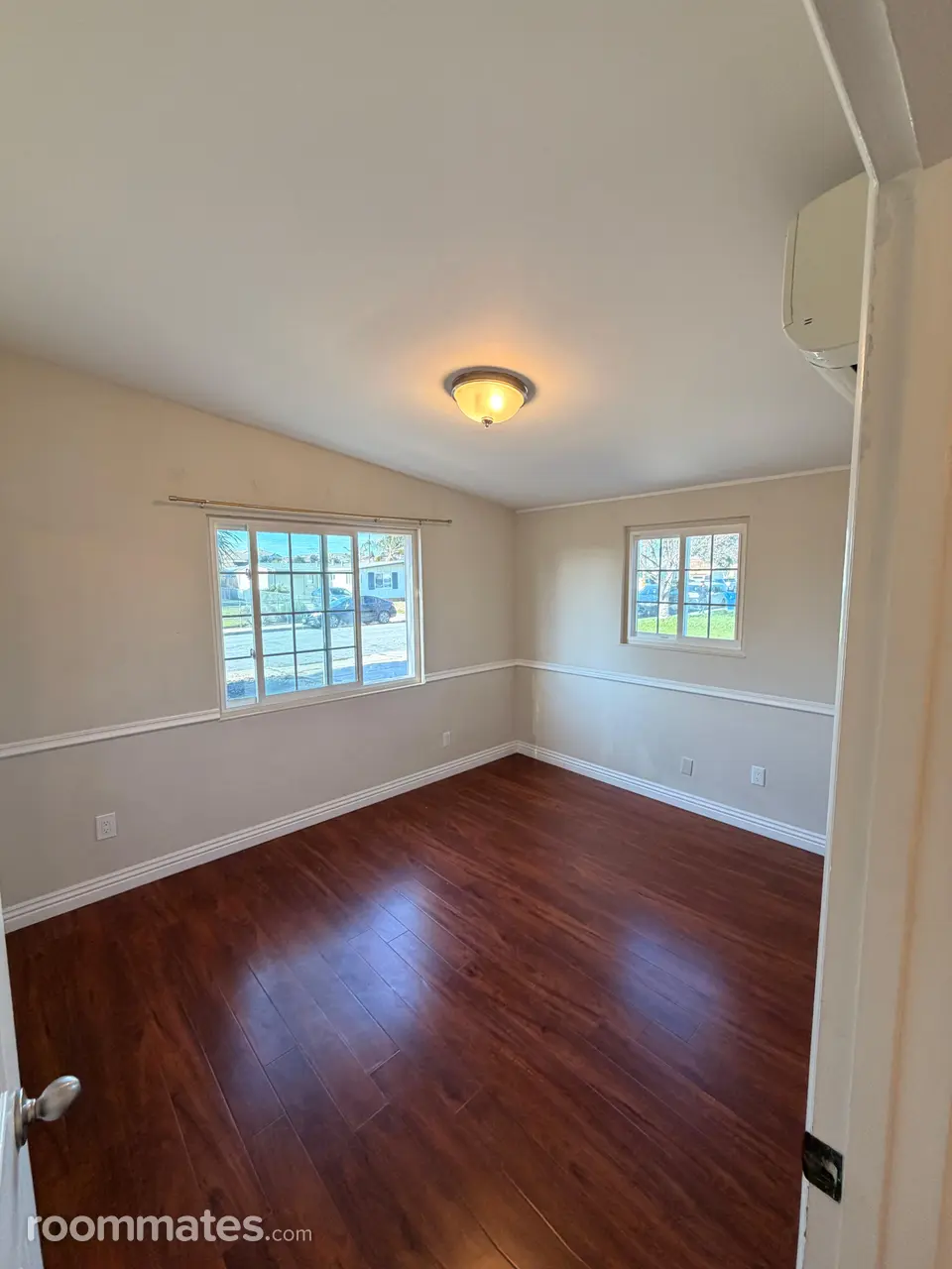 Profile photo 6 of 11