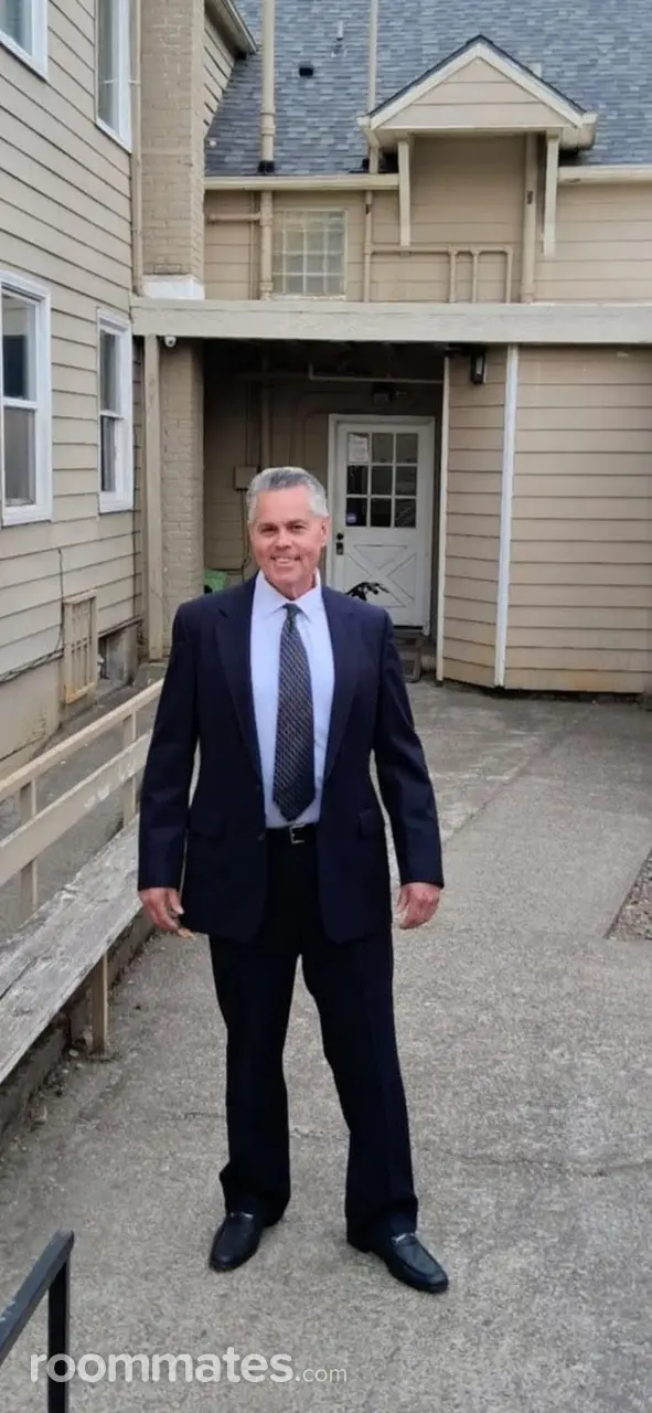 Profile photo 2 of 6