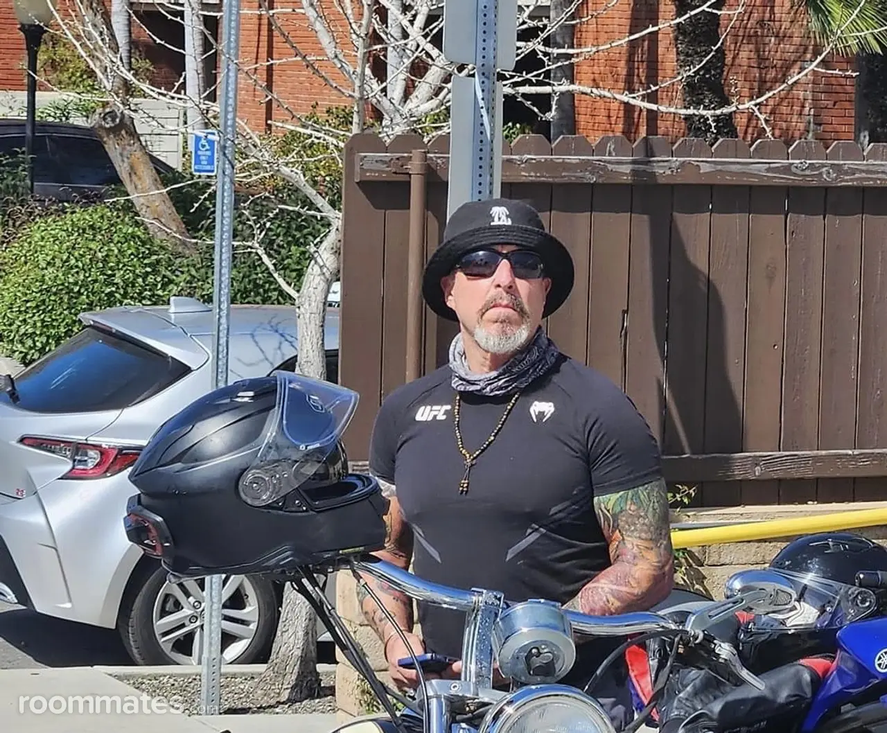 Profile photo 1 of 3