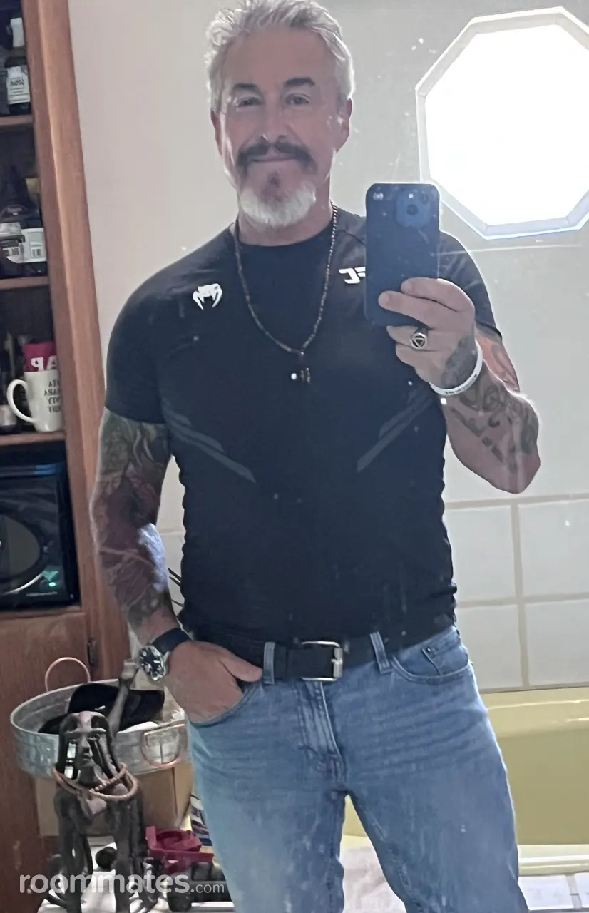 Profile photo 3 of 3