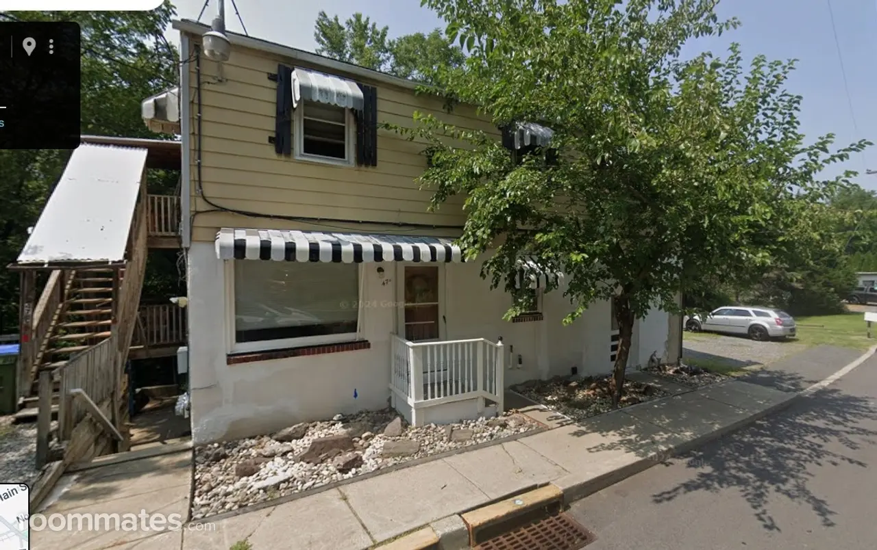 Profile photo 1 of 2