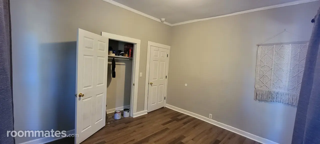 Profile photo 2 of 10