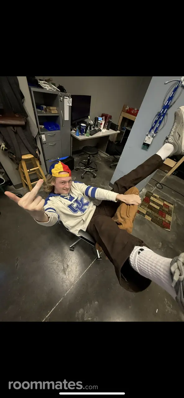 Profile photo 5 of 6