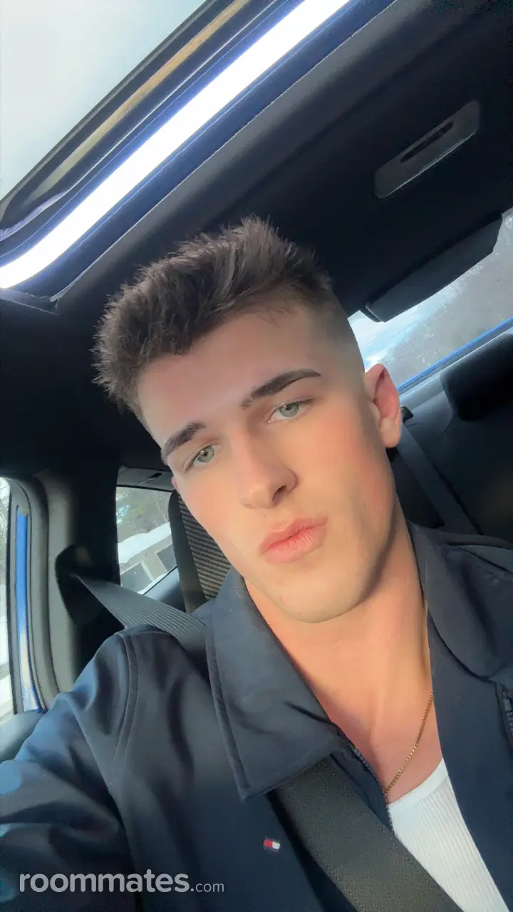 Profile photo 1 of 1