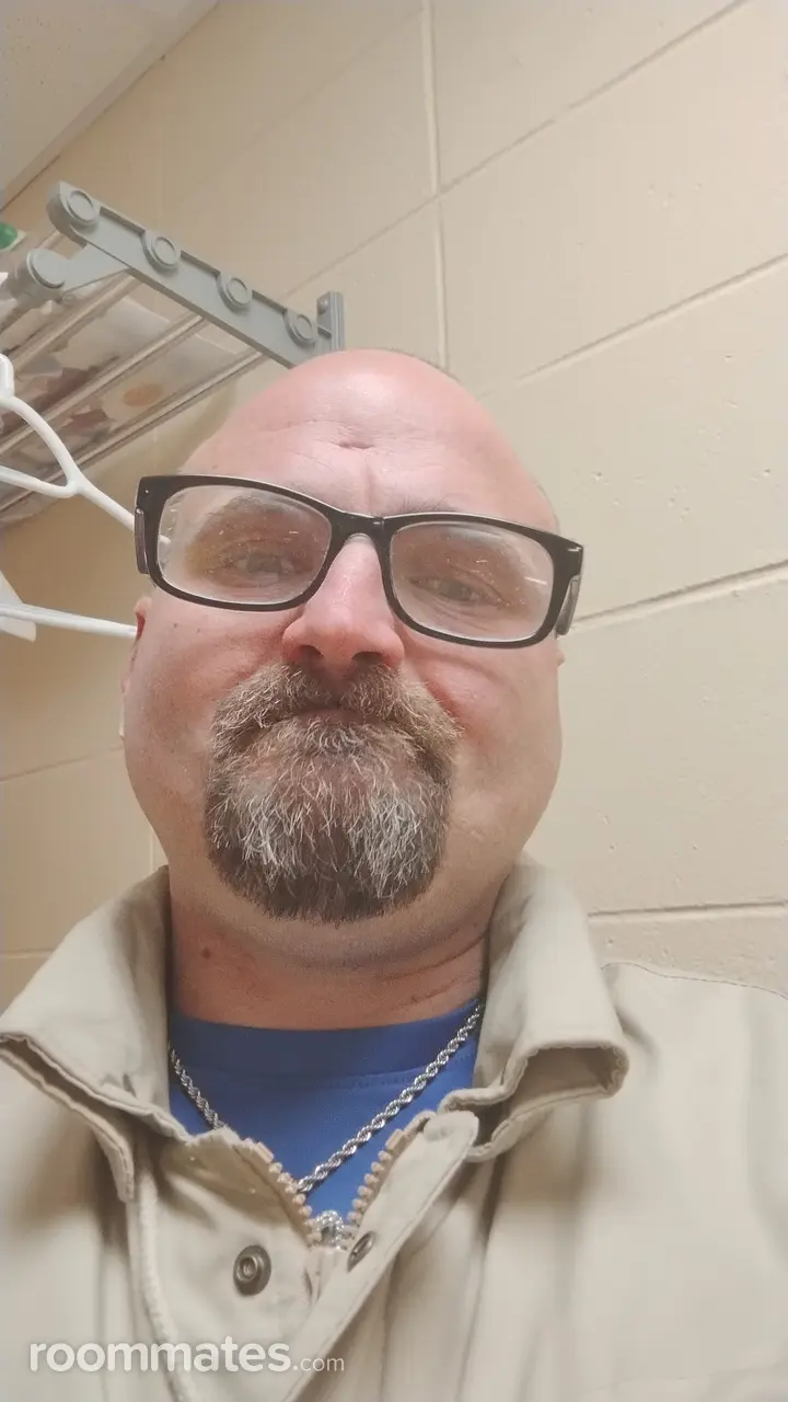 Profile photo 7 of 11