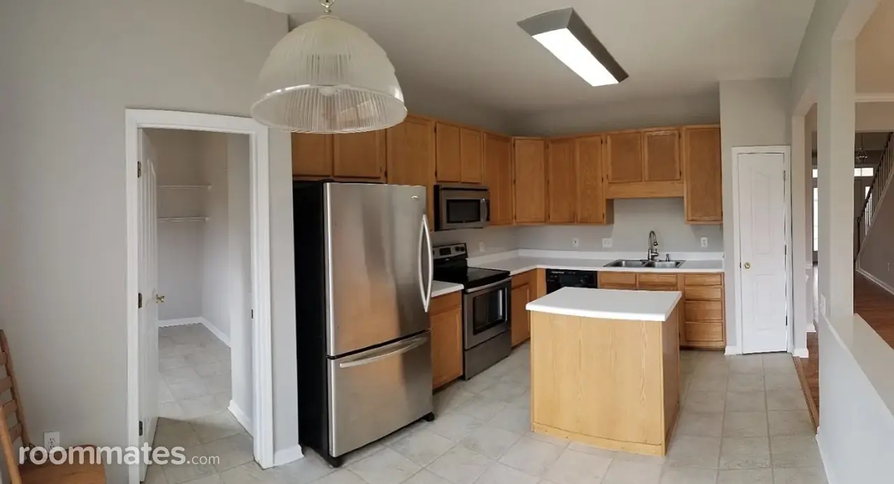 Profile photo 6 of 8