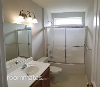 Room for rent in Simpsonville, SC $600, house