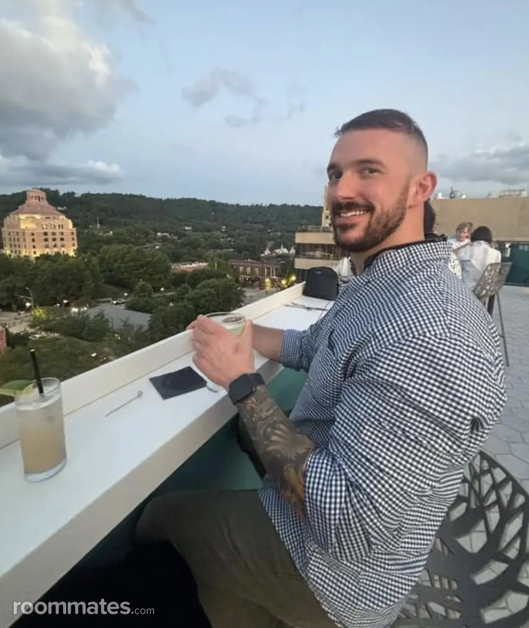 Profile photo 8 of 8