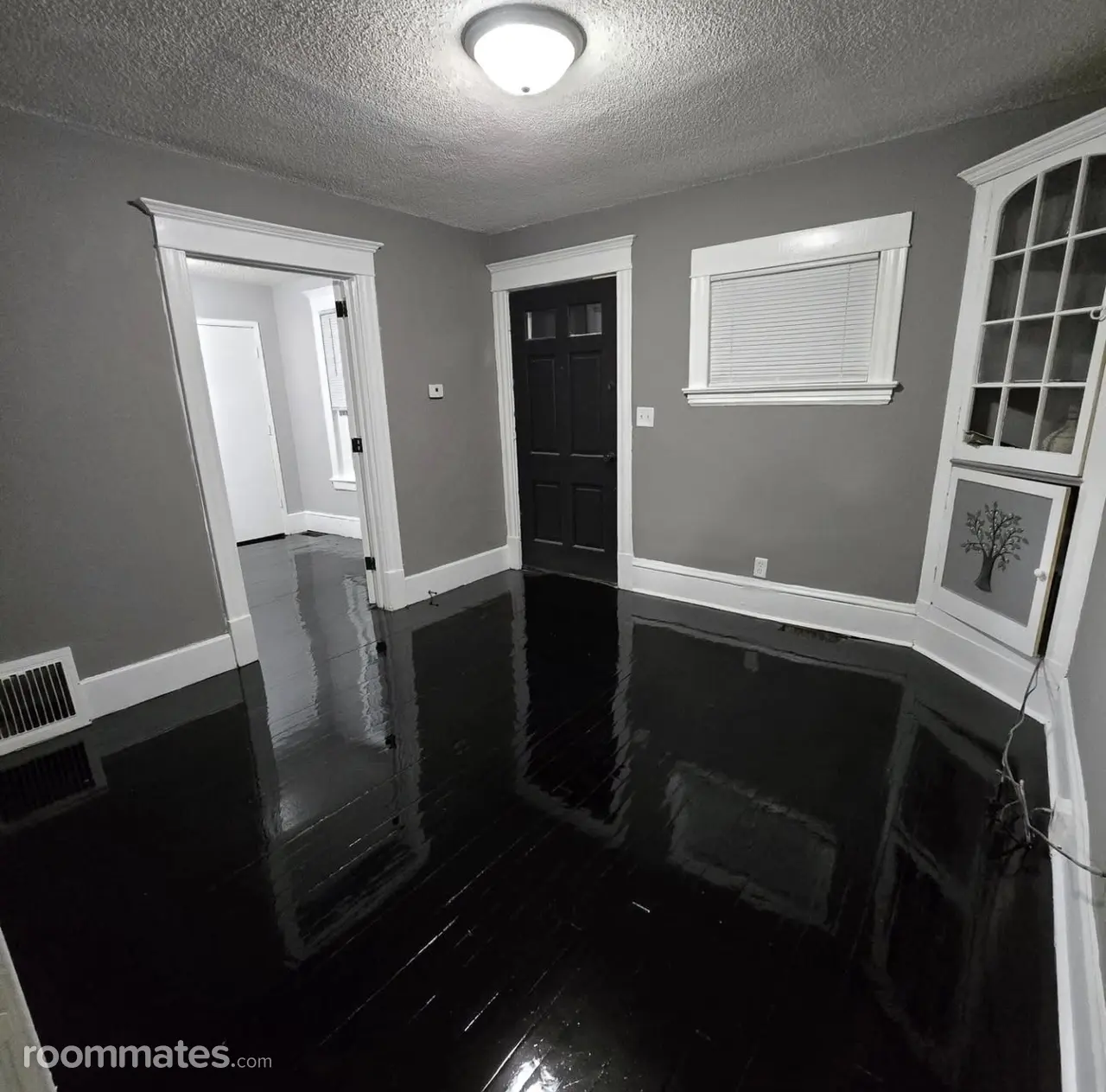 Profile photo 2 of 8