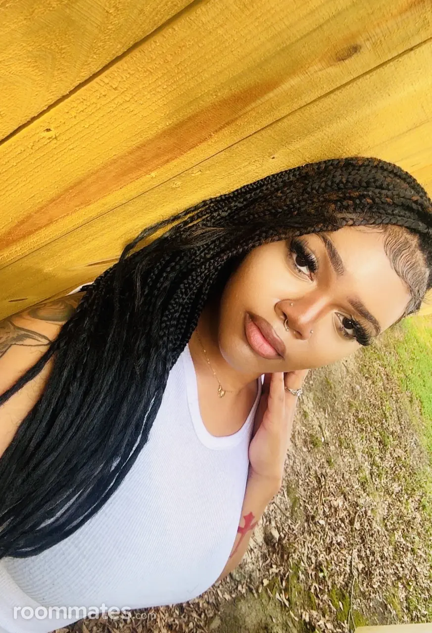 Profile photo 1 of 1