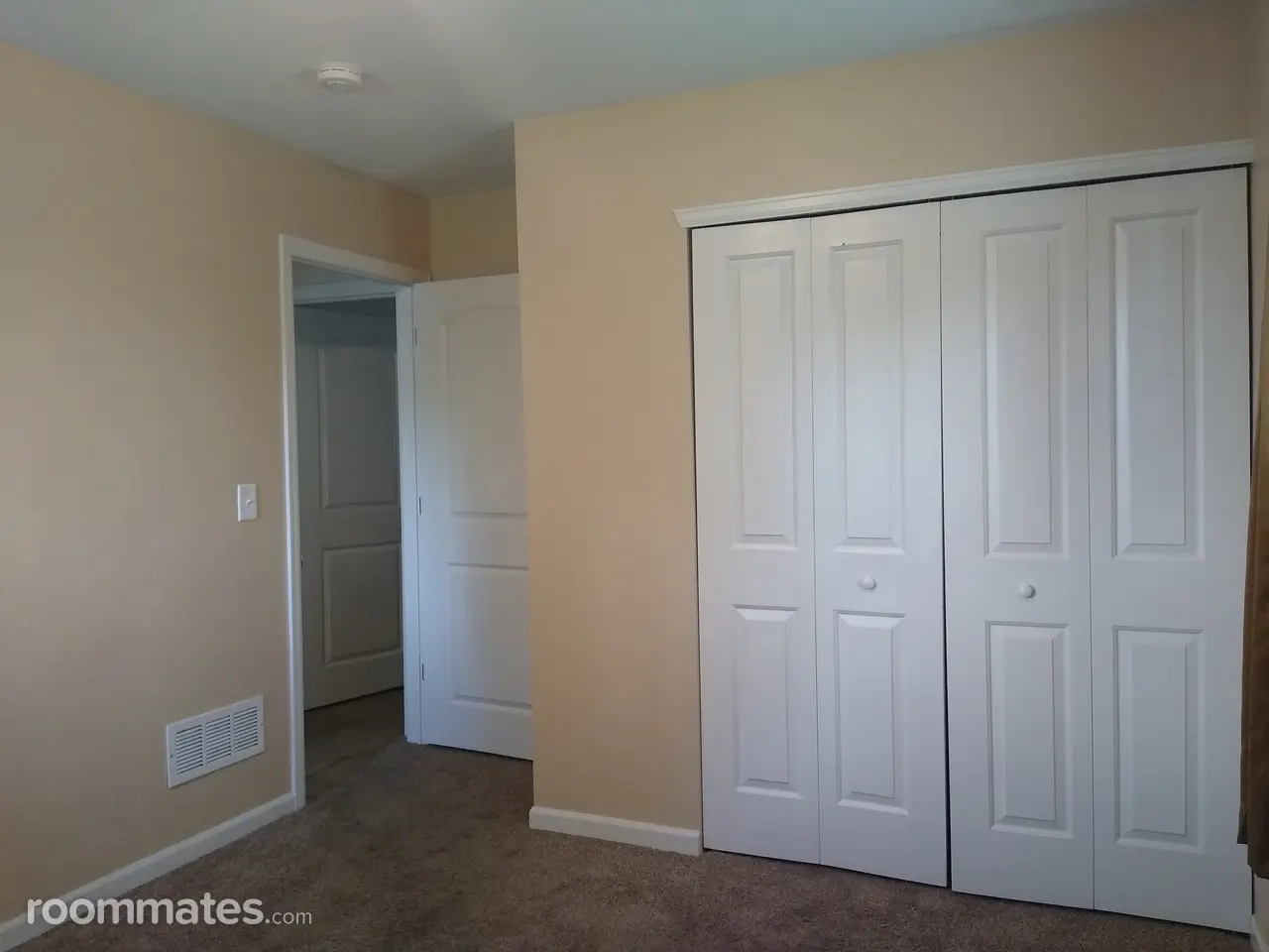 Profile photo 1 of 7