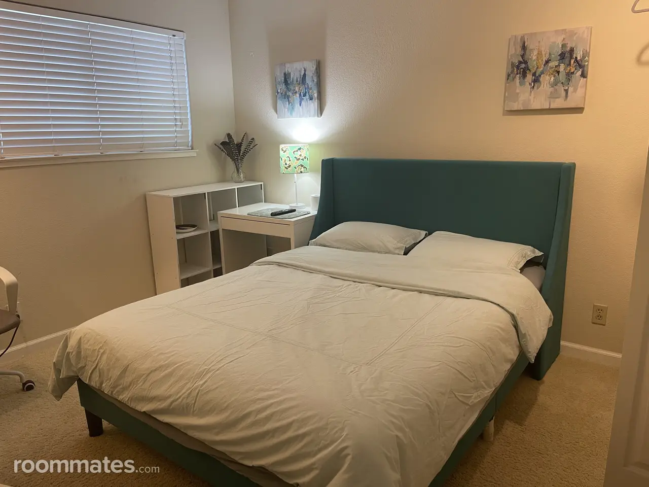 Profile photo 4 of 16