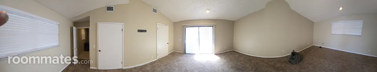 Profile photo 3 of 10