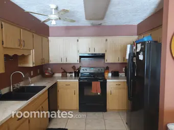 Room for rent in Keystone Heights, FL $1000, house