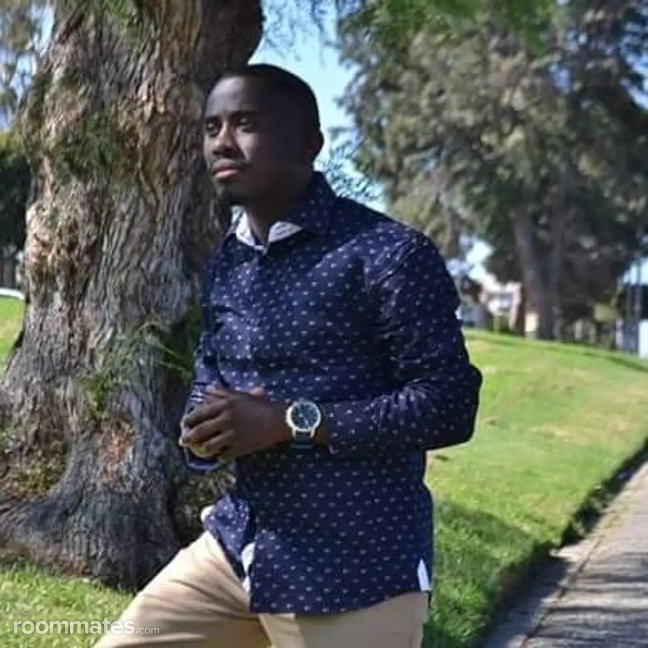 Profile photo 3 of 4