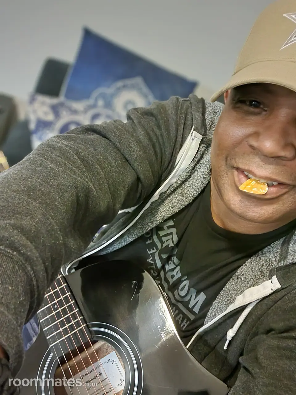 Profile photo 1 of 4