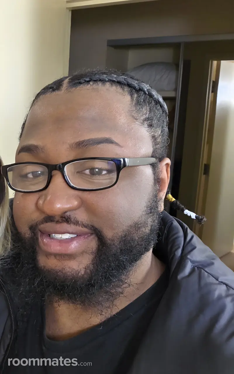 Profile photo 1 of 1