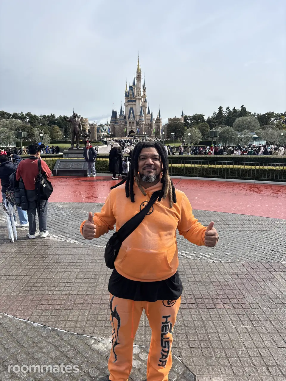 Profile photo 12 of 16