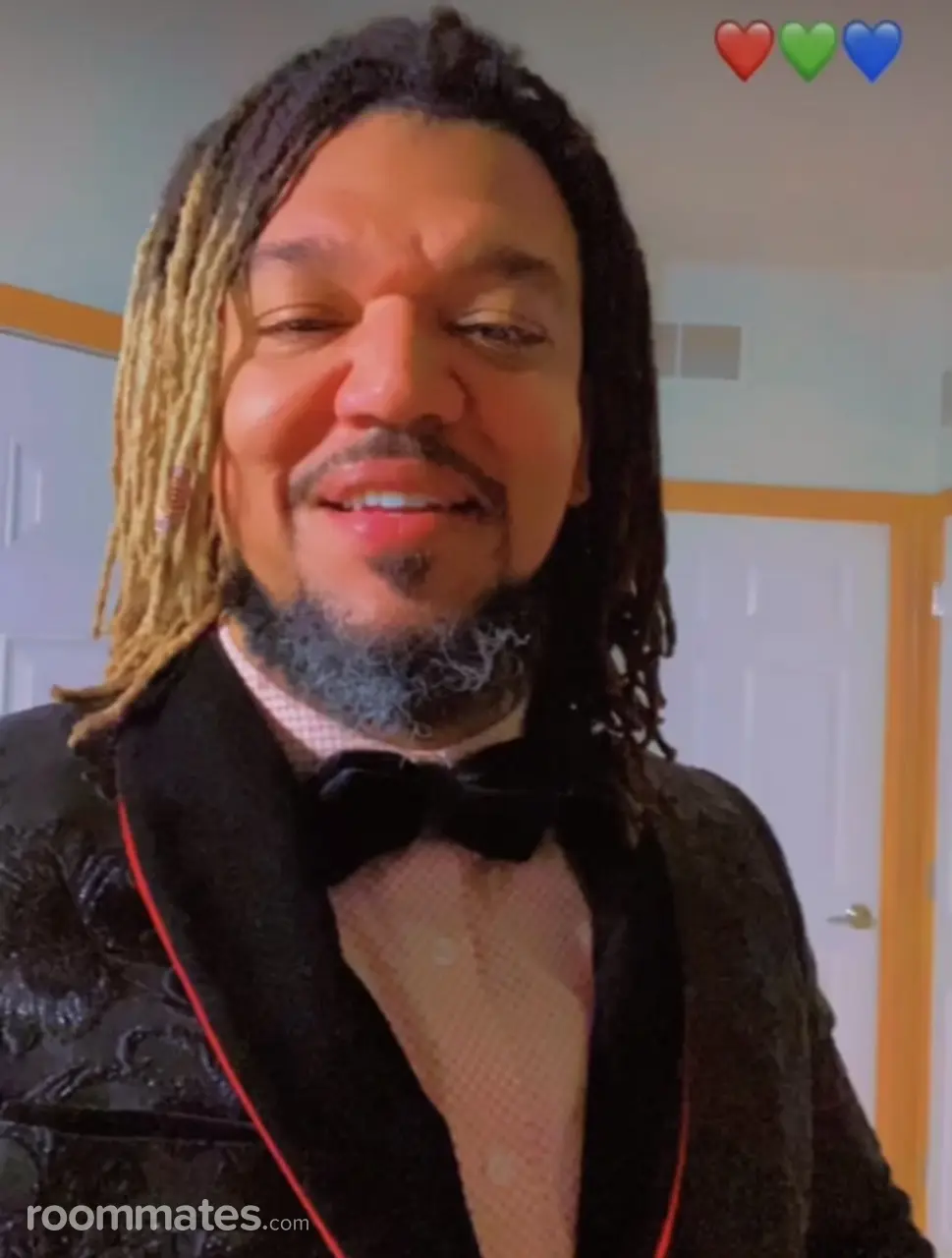 Profile photo 11 of 16