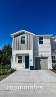 Room for rent in Kissimmee, FL $800, townhouse