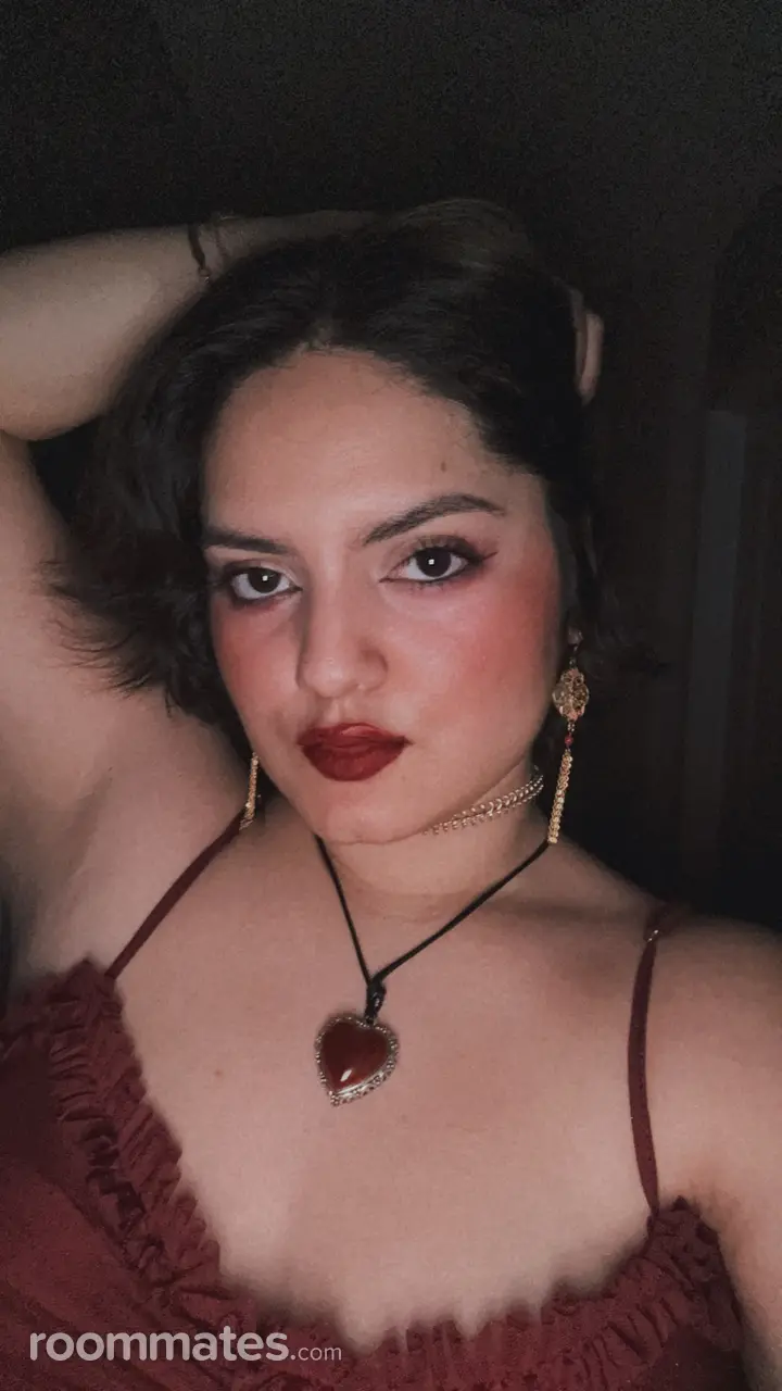 Profile photo 1 of 1