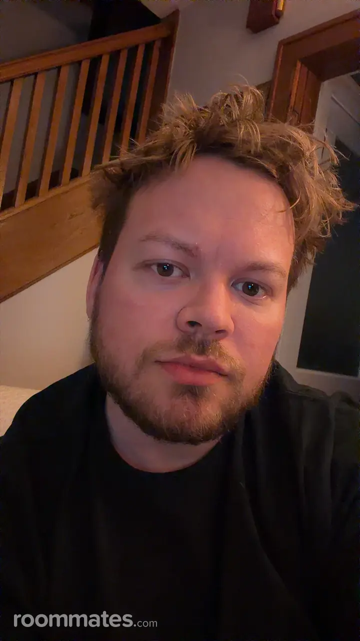 Profile photo 1 of 1