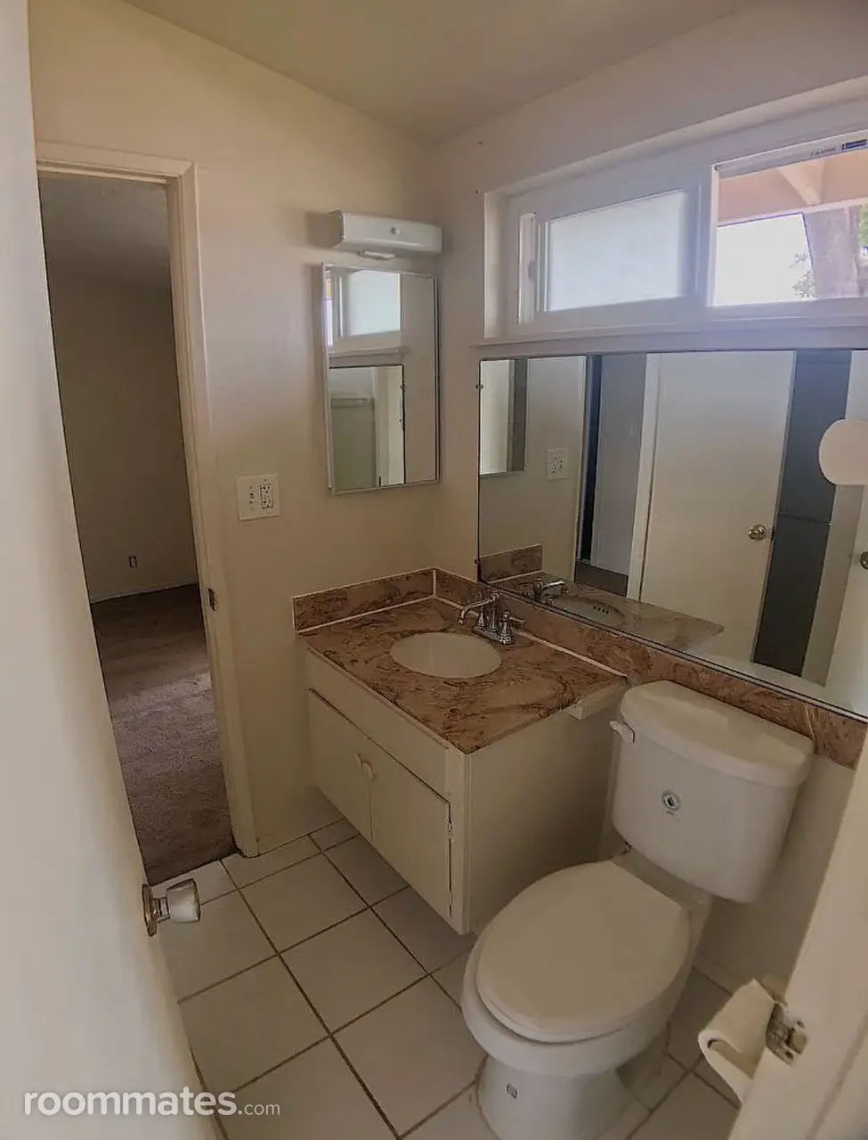 Profile photo 3 of 6