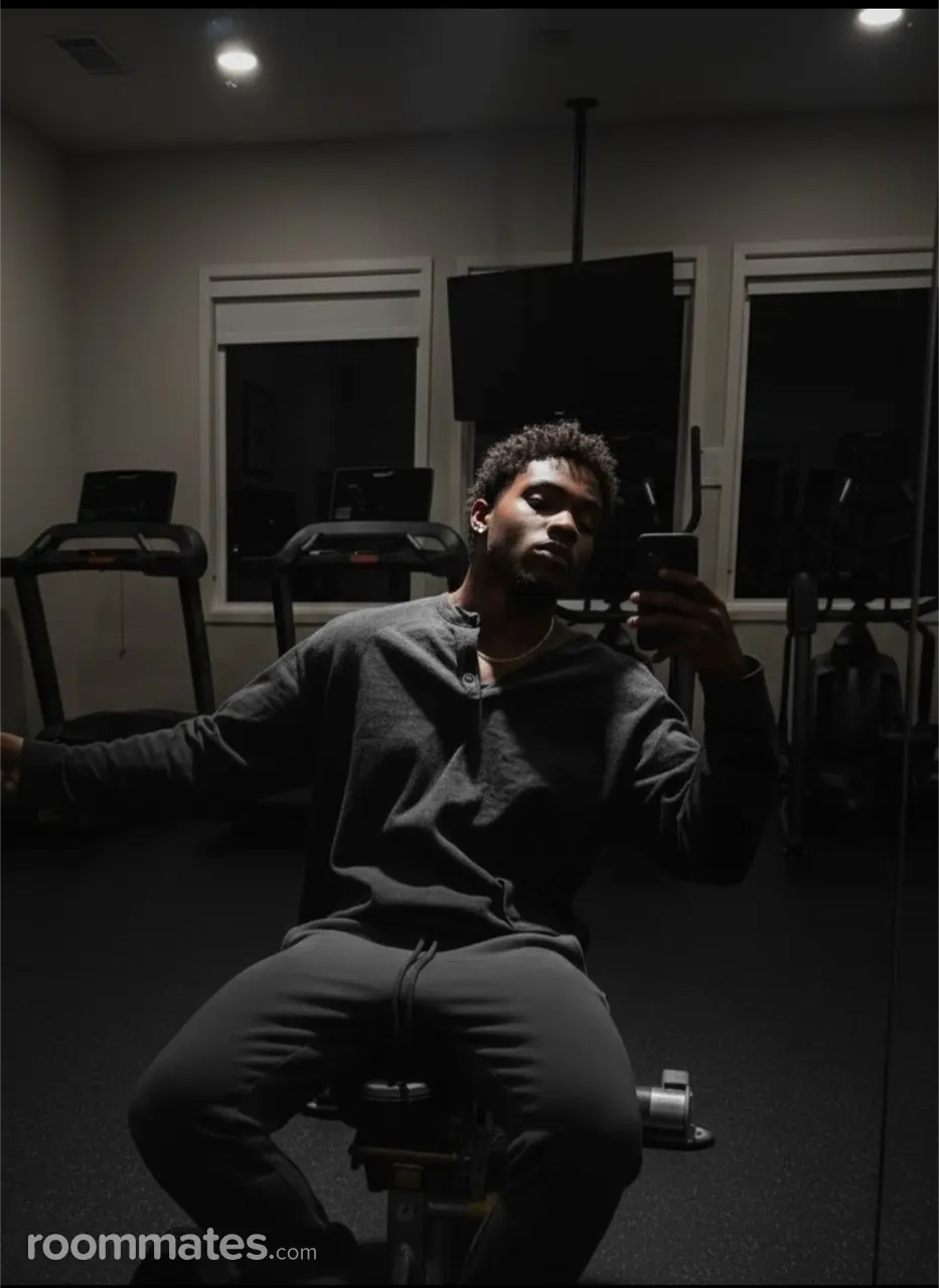 Profile photo 2 of 10