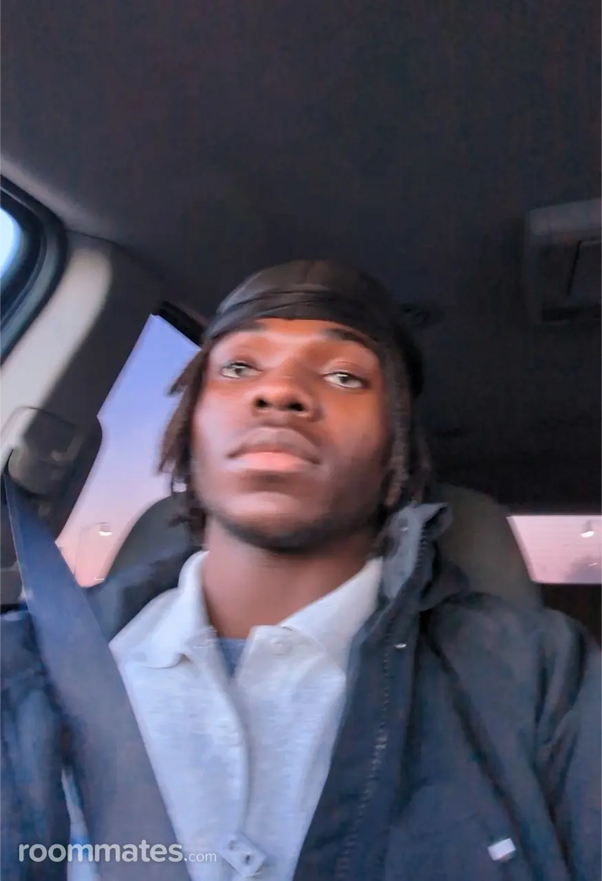 Profile photo 1 of 10