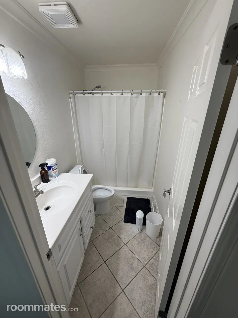 Profile photo 1 of 4