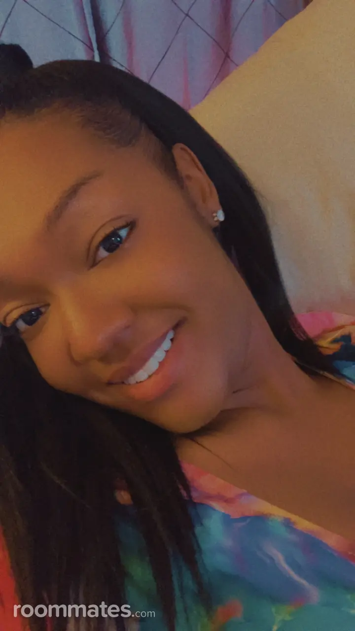 Profile photo 3 of 9