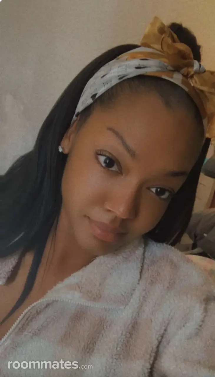 Profile photo 1 of 9